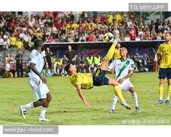 香港足球球星风采：从香港本土到国际舞台的崛起与成就